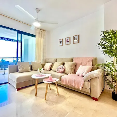 Apartment Paradise By Gloove *
